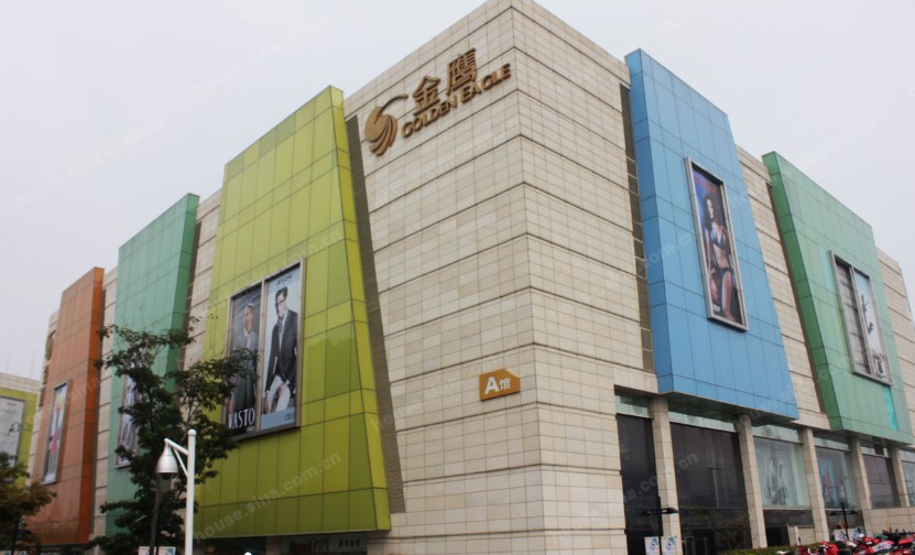 云霄金鹰奥莱城